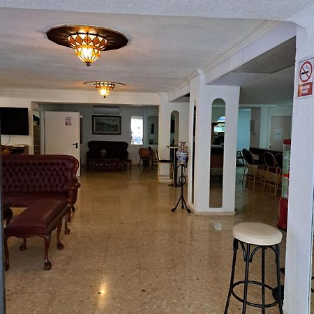 Hotel Castella Лорет де Мар Екстериор снимка
