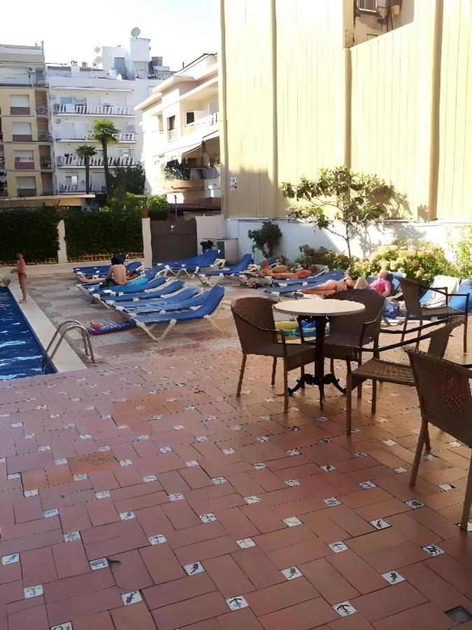 Hotel Castella Лорет де Мар Екстериор снимка