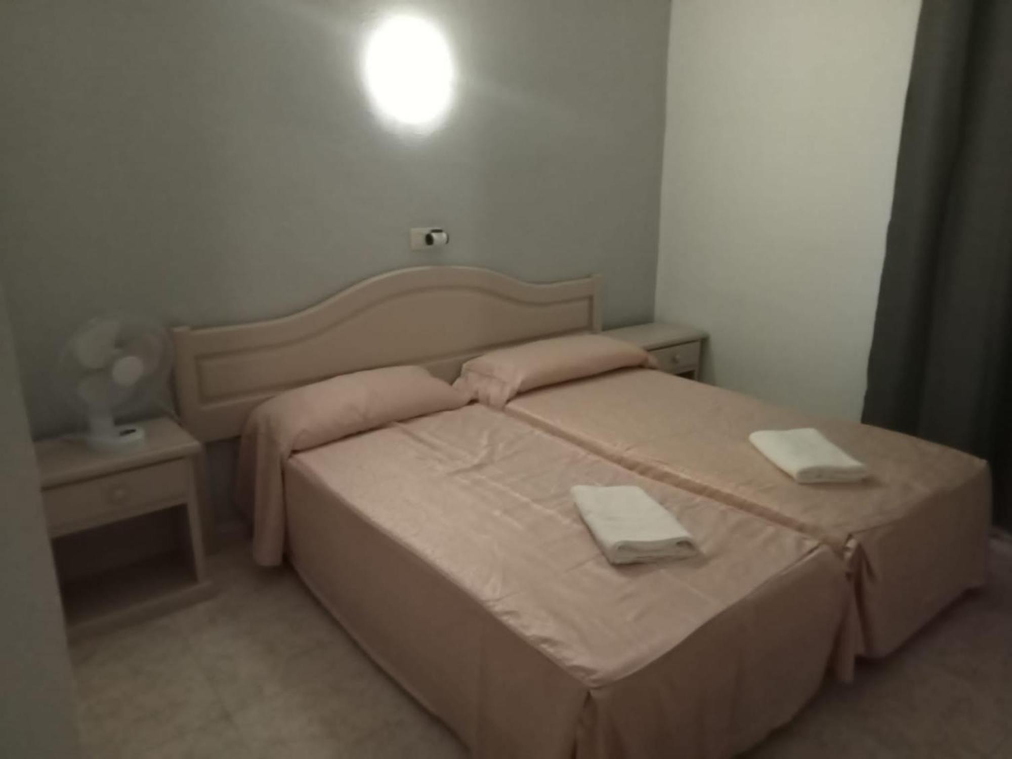 Hotel Castella Лорет де Мар Екстериор снимка