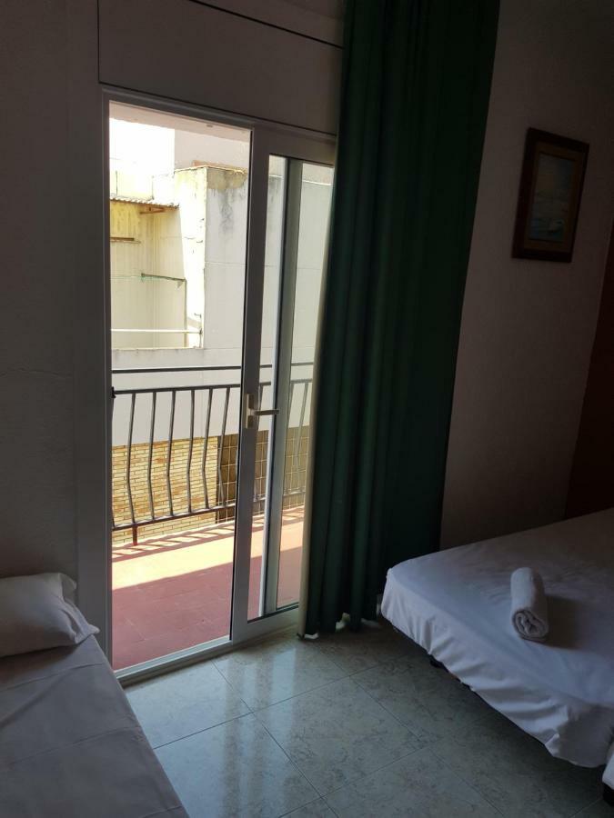Hotel Castella Лорет де Мар Екстериор снимка
